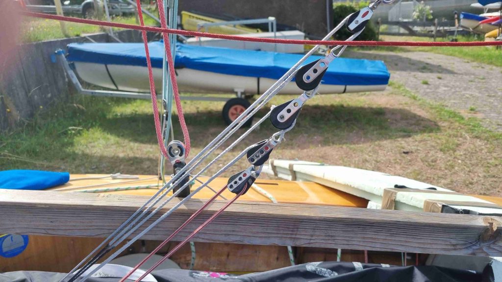 fünf Rollen = 1/32 Kraft