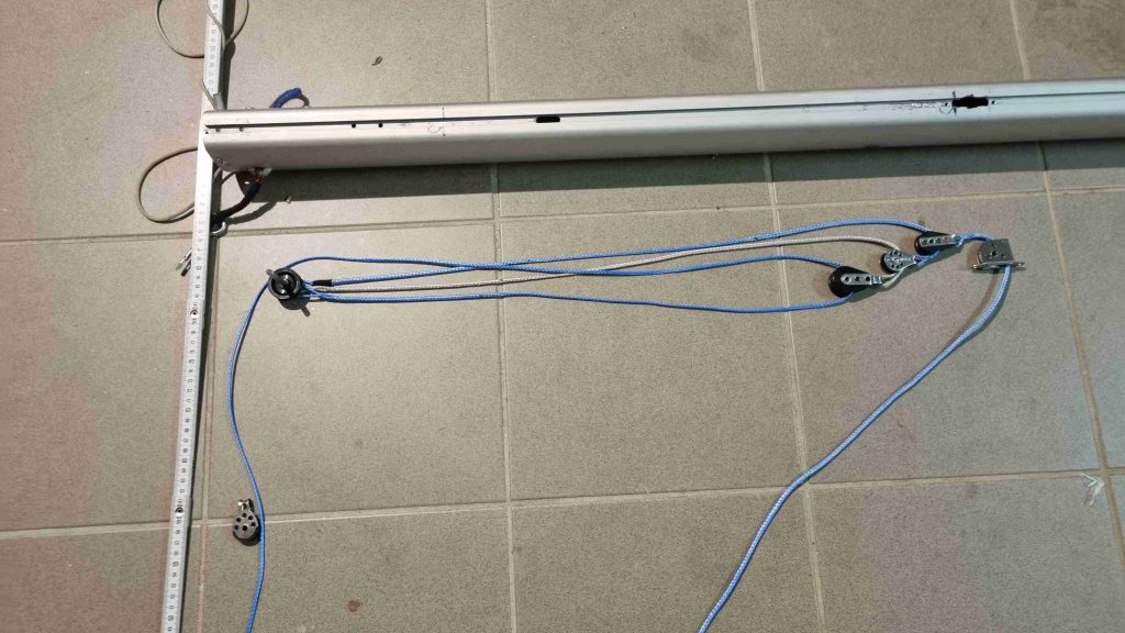 Die Kaskade kommt in den Baum